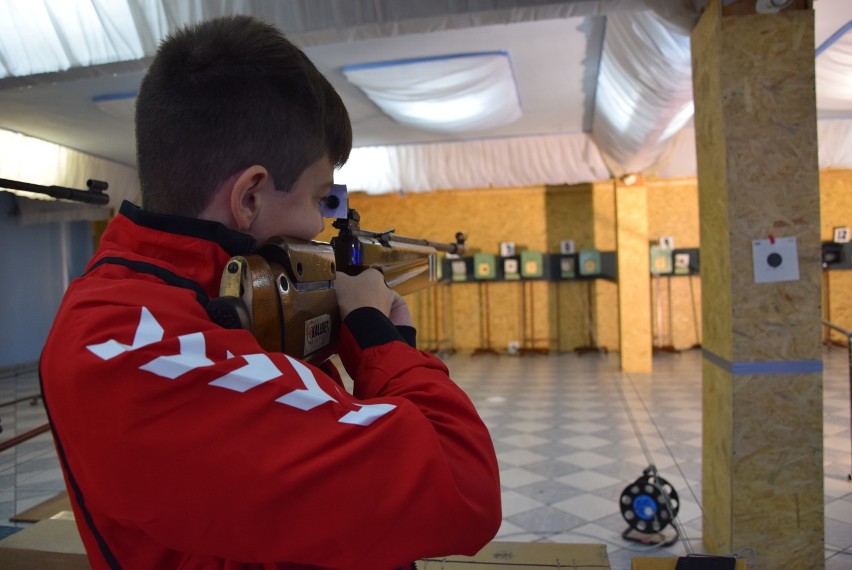 Nowa strzelnica Klubu Sportowego Kaliber w Klubie Rozrywki...