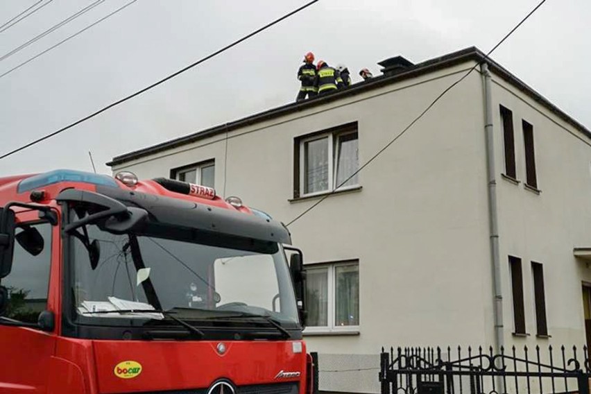 Rumia, ul. Helska: pożar sadzy w kominie. Pomogli strażacy