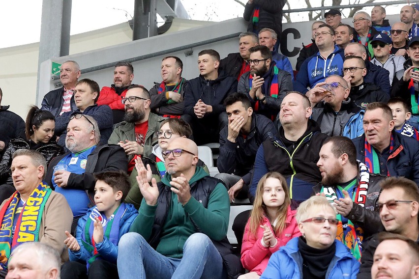 Znajdź się na zdjęciach z meczu MKS Miedzi Legnica z Piastem Gliwice