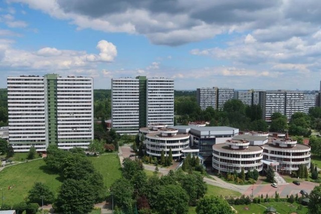 Katowice. Zmiana organizacji ruchu w sylwestra. Zamknięty będzie wjazd na os. Tysiąclecia