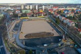 W Bolesławcu trwa remont stadionu miejskiego. Zobacz zdjęcia z lotu ptaka