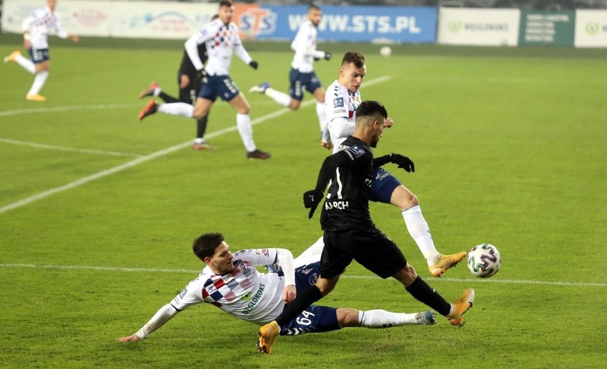 W grudniu Cracovia wygrała w Zabrzu z Górnikiem 2:0