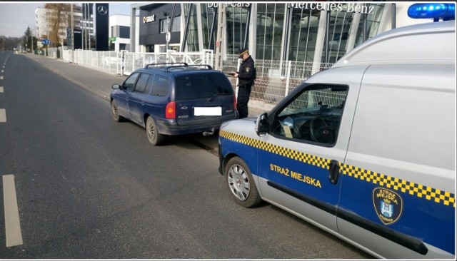 Najczęściej mieszkańcy skarżyli się na nieprawidłowo parkujące samochody