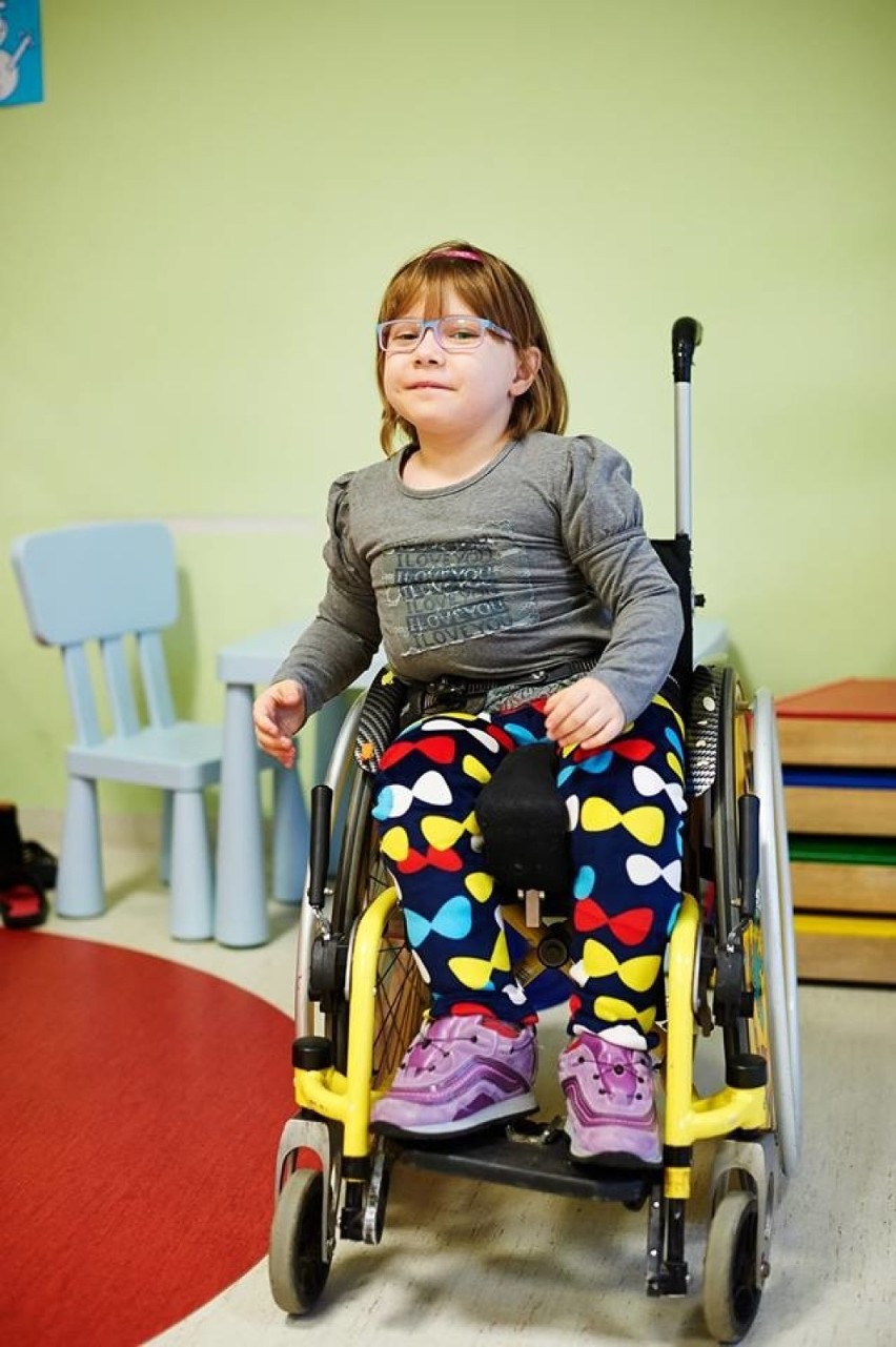 Marzenie sześciolatki spod Skierniewic: własny wózek inwalidzki... Pomogą je Państwo spełnić?