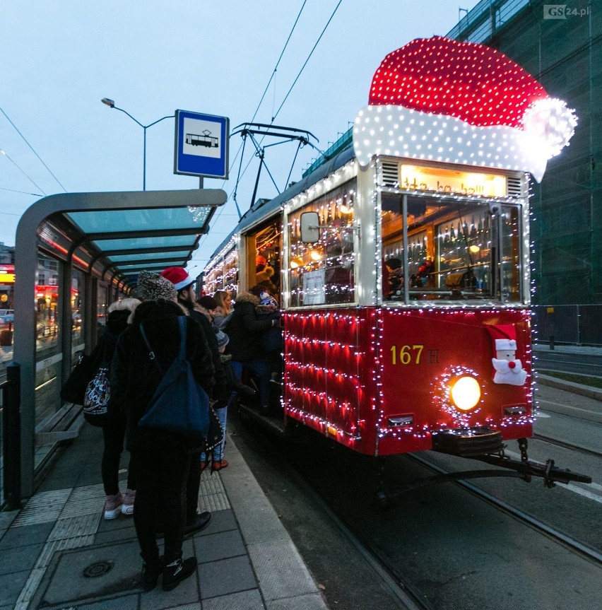 Mikołajkowy tramwaj w Szczecinie. Zobacz rozkład jazdy!   [ZDJĘCIA, WIDEO]