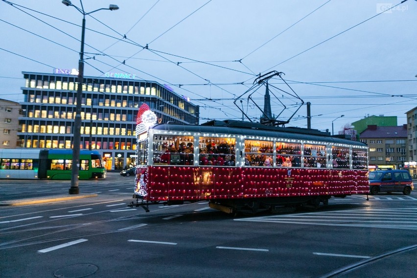 Mikołajkowy tramwaj w Szczecinie. Zobacz rozkład jazdy!   [ZDJĘCIA, WIDEO]