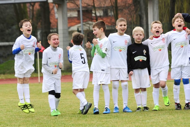 Spiders Krapkowice podbijają Turniej „Z Podwórka na Stadion o Puchar Tymbarku”