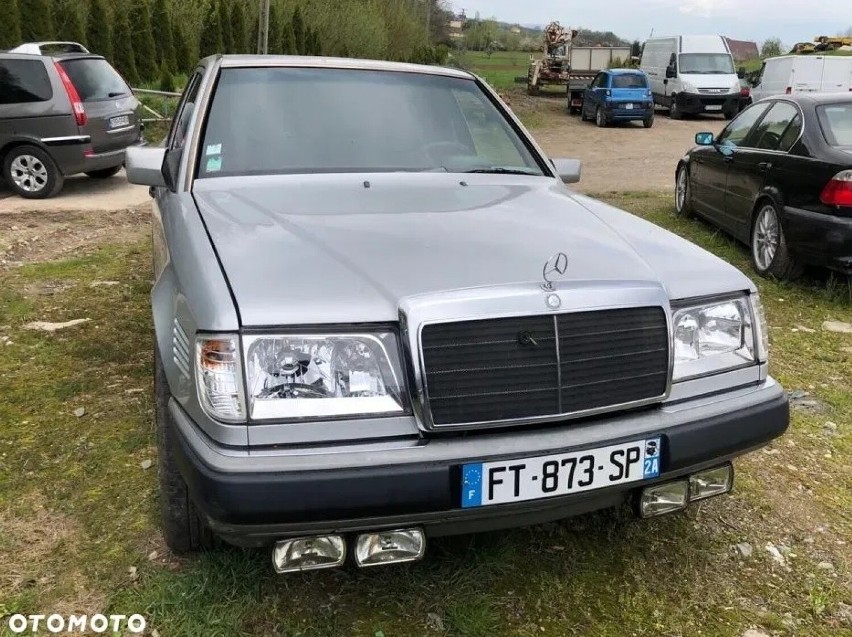 Mercedes-Benz W124. Cena: 35 tys. zł. Miejsce: Tymowa....