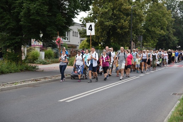 Po drugim dniu wędrówki, pielgrzymi będą na półmetku trasy do Częstochowy.