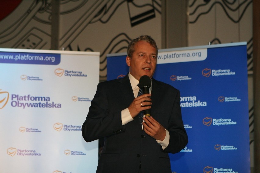 Eurowybory 2014 na Śląsku: Radość PO w katowickim Oku Miasta: "Donald Tusk!" [ZDJĘCIA]