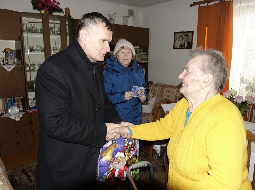 Świąteczne wizyty u najstarszych mieszkańców gminy Drzewica - ZDJĘCIA
