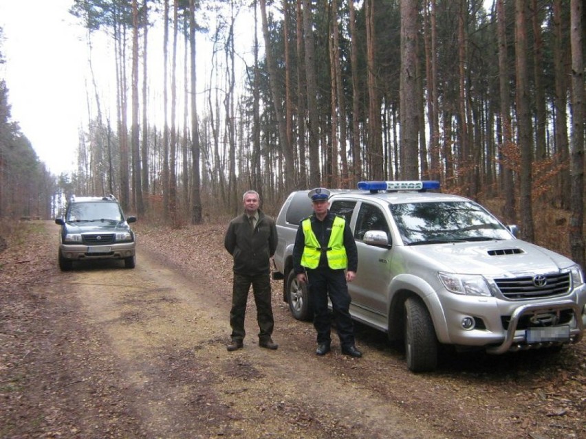 Wspólne patrole policji i służby leśnej będą teraz coraz...