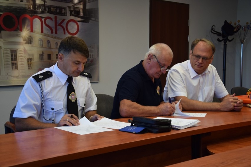 Radomsko: Jednostki OSP Bogwidzowy i Stobiecko Miejskie...