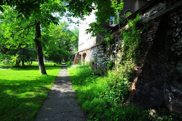 KLASZTOR KARMELITÓW W KRAKOWIE "NA PIASKU"