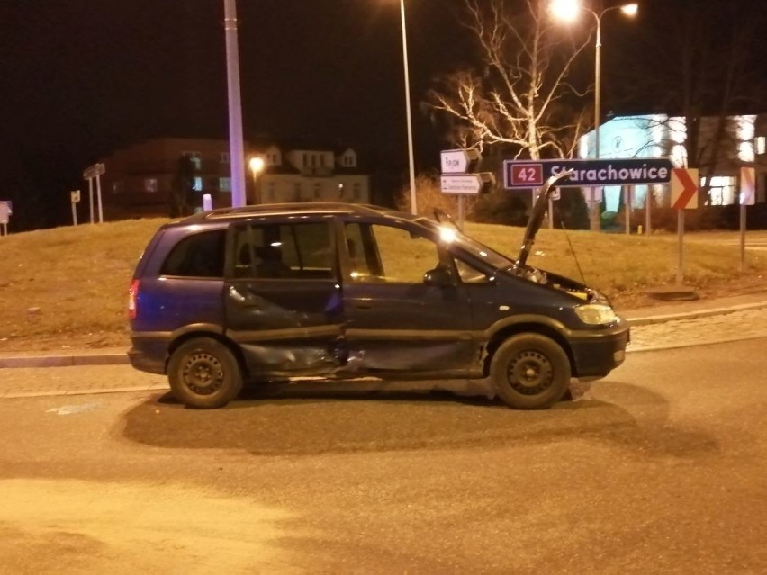 Groźny wypadek w Skarżysku-Kamiennej. Trzy osoby ranne