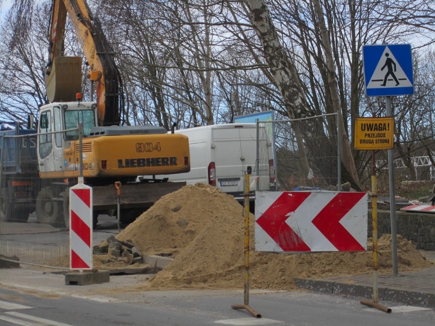 W związku z trwającymi pracami remontowymi w ciągu ulicy...