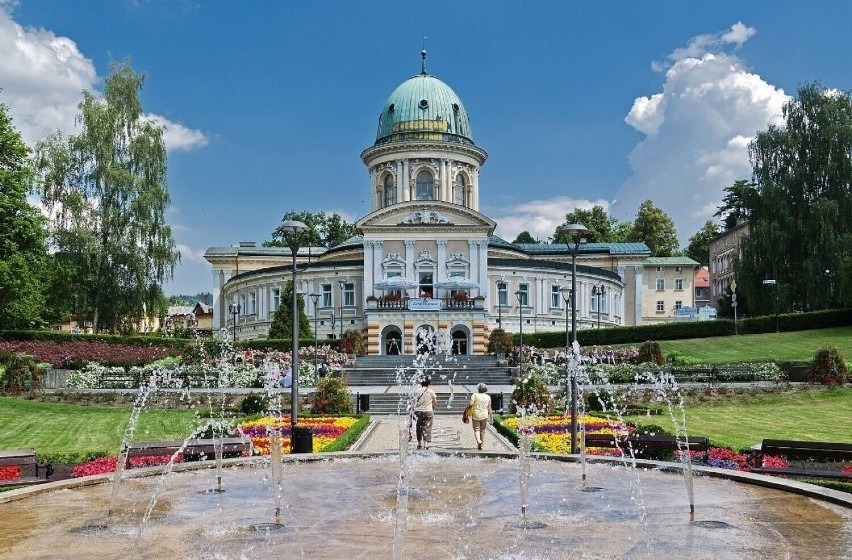 Park zdrojowy im. Jana Pawła II z Zakładem...