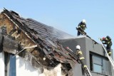 Pożar domu w Opolu Krzanowicach. Z ogniem walczy 9 zastępów strażaków
