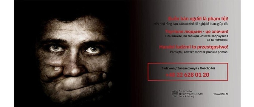 Europejski Dzień Walki z Handlem Ludźmi: pruszczańscy policjanci edukują i ostrzegają | WIDEO