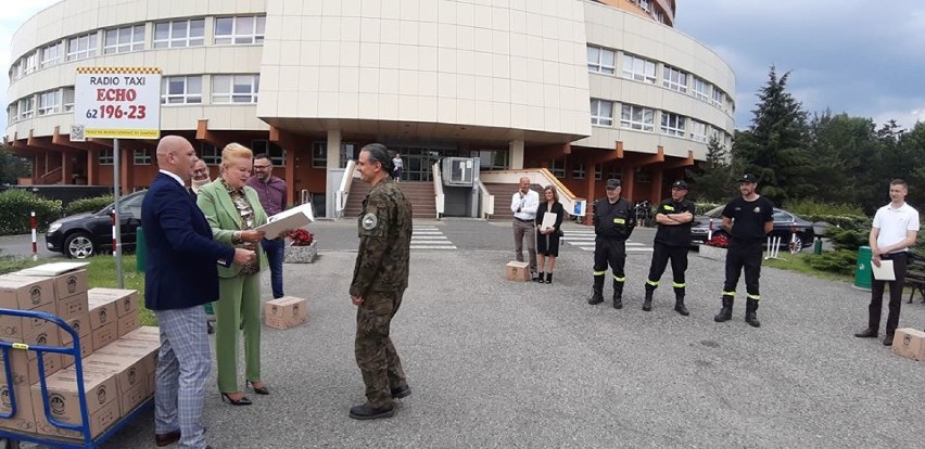 Szpital w Kaliszu podziękował wolontariuszom za pracę w czasie epidemii ZDJĘCIA