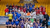 Turniej piłkarek nożnych w Stargardzie. 8 zespołów, ponad 20 meczów w hali OSiR