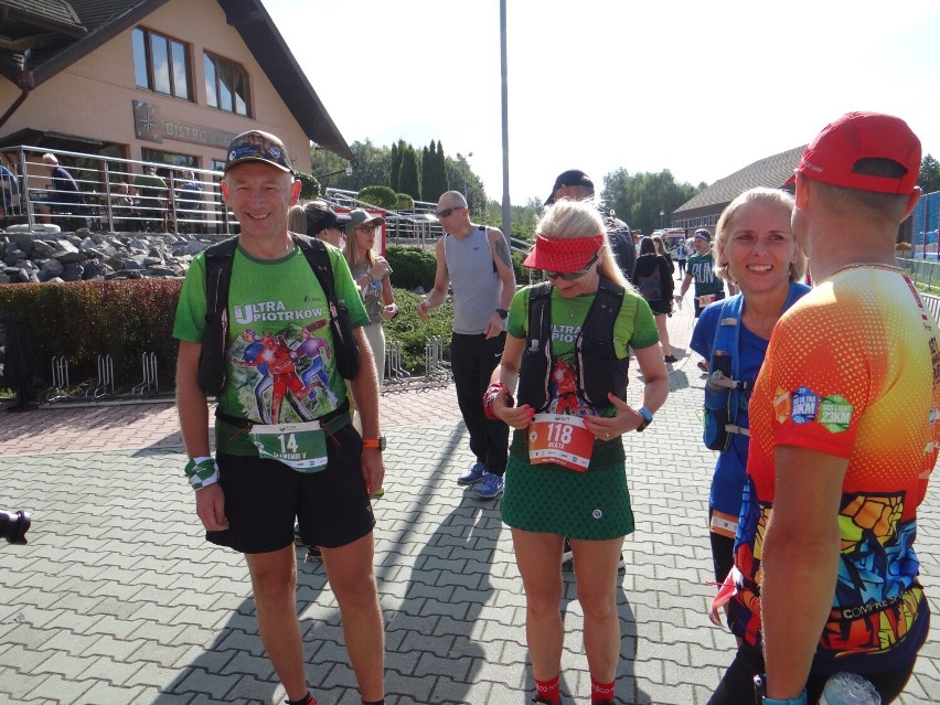 Prawie 200 biegaczy w Ultra Kamieńsk i Maratonie z Półhakiem na Górze Kamieńskiej. ZDJĘCIA