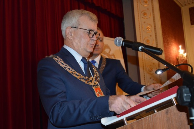 Burmistrz raz jeszcze  przeanalizuje propozycje właścicieli niepublicznych żłobków i klubu dziecięcego w Żaganiu