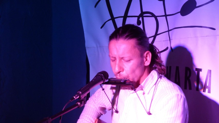 Marcin Białczyk zaśpiewał i zagrał przed bydgoską publicznością [zdjęcia, wideo]