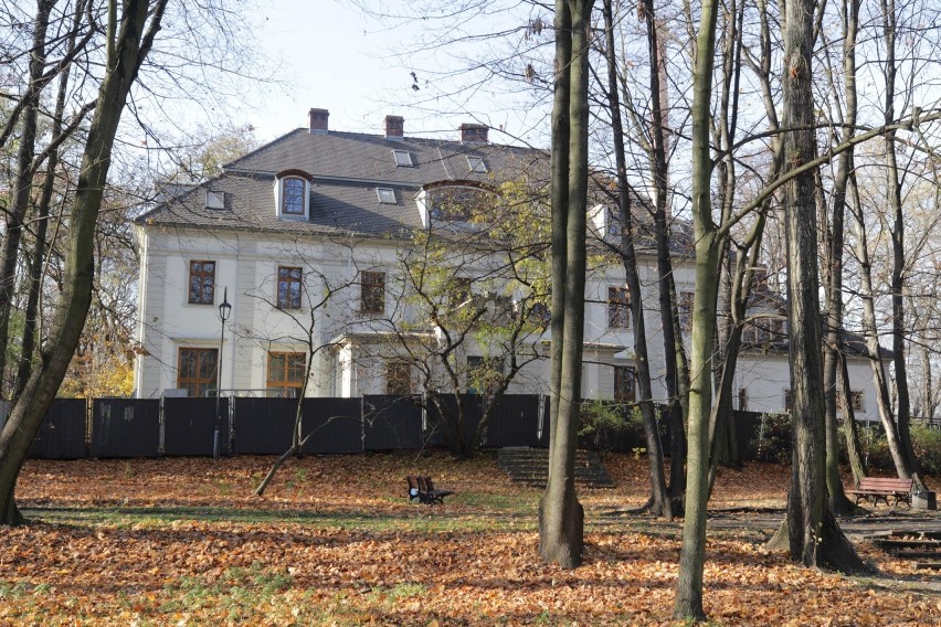 Pałac Wilhelma to piękny zabytek w Sosnowcu. Teraz jest na...