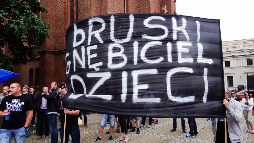 Manifestacja kibiców Zawiszy Bydgoszcz [zdjęcia, wideo] 