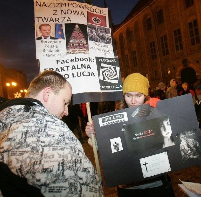 26 stycznia 2012 roku na Rynku Staromiejskim w Toruniu...