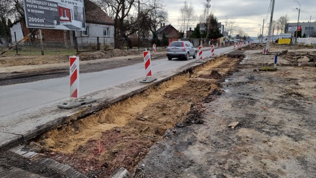 Na ulicy Zagnańskiej, od Witosa do granic miasta trwa kompleksowy remont.