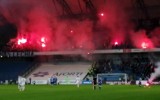 Sześć osób zatrzymanych po meczu Lech Poznań - Lechia Gdańsk. Po rzucaniu racami ranna została 17-latka