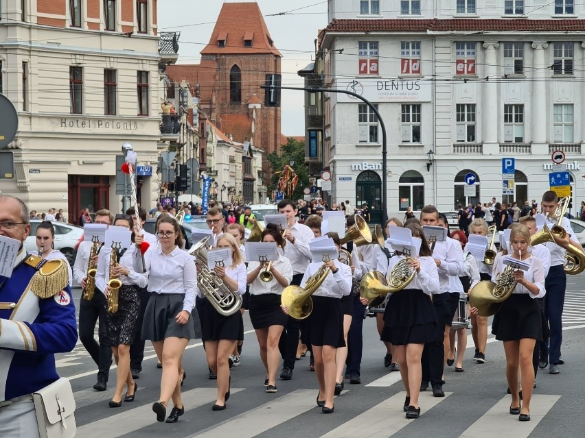 Orkiestry dęte zagrały na Kujawsko-Pomorskich Dożynkach Województwa 2021! Zobaczcie zdjęcia! 