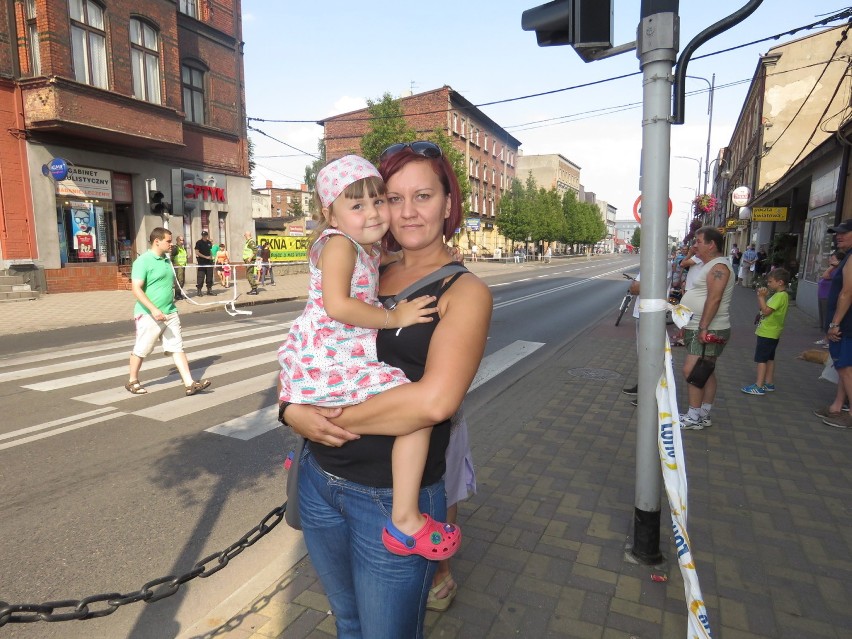 Przez Piekary Śląskie przejechał peleton Tour de Pologne. Kolarzy powitały tłumy mieszkańców [FOTO]