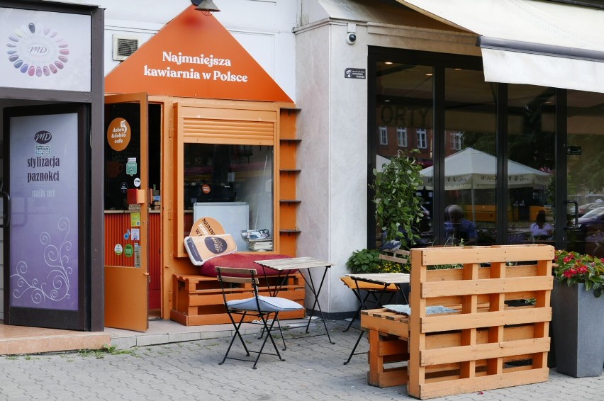 Najmniejsza kawiarnia w Polsce, pierwszy lokal dobro&dobro...