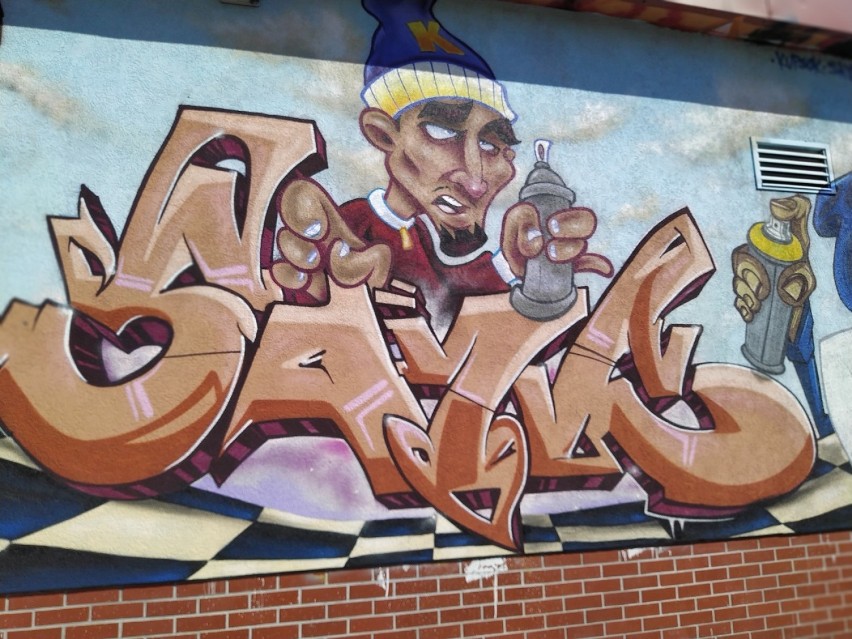 Murale i graffiti w Koninie. Codzienna wystawa sztuki ulicznej [GALERIA]