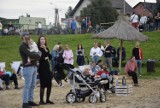 Brzmienia Końca Lata nad skierniewickim zalewem Zadębie. W niedzielę kolejny dzień zlotu foodtrucków