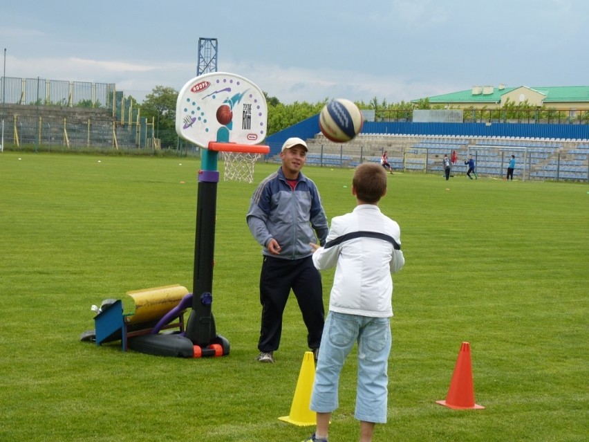 Dzień Dziecka z MOSiR na stadionie przy Brzeźnieckiej