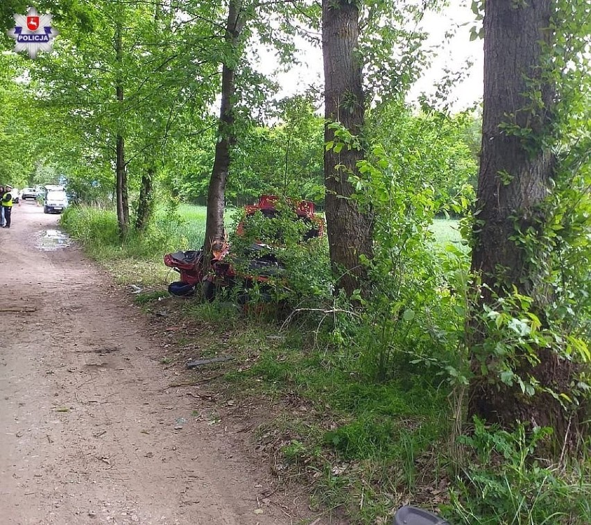 Wypadek we wsi Skrzynice koło Lublina. Jedna osoba nie żyje, a dwie są ranne