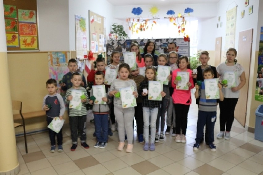 Dzieci z gminy Bargłów Kościelny zebrały prawie 24 tys. kg makulatury
