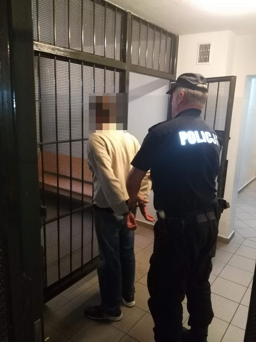 34-latek z Chorzowa groził nożem i ukradł telefon komórkowy