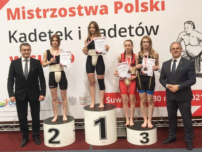 Srebrny medal i tytuł wicemistrzyni Polski kadetek w sumo...