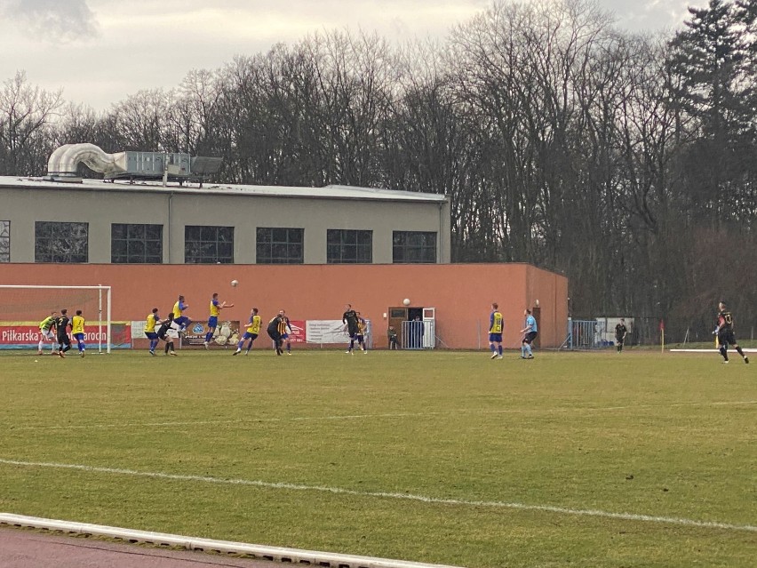 III liga. Gryf Wejherowo zremisował na wyjeździe z Jarotą Jarocin 1:1. Zobaczcie wideo z rzutu karnego dla WKS