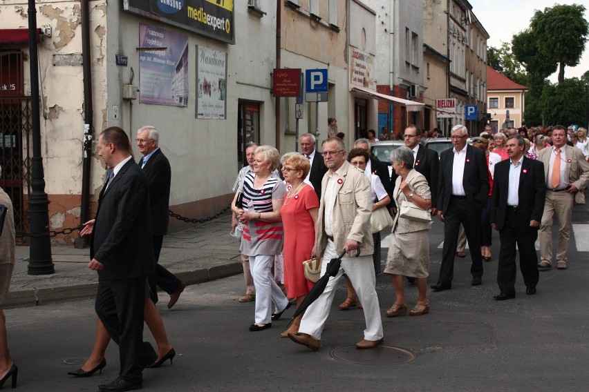 Fotogaleria ze zjazd w szkołę na alejach - spotkanie absolwentów na 110-leciu Jedynki ZDJĘCIA