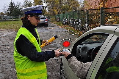 Zawierciańscy policjanci kontrolowali w czwartek kierowców w rejonie szkół