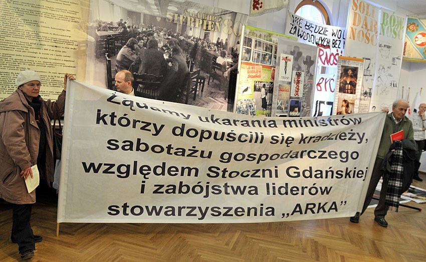 Platforma Oburzonych z Pawłem Kukizem spotkała się w gdańskiej stoczni na zaproszenie Solidarności