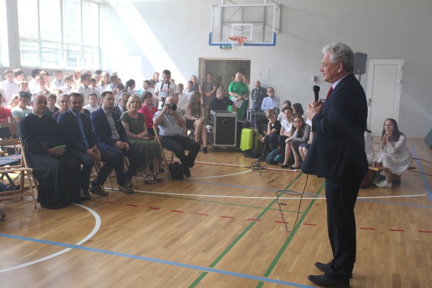 Święto Publicznej Szkoły Podstawowej nr 5 im. Jana Matejki w Bochni - zobacz zdjęcia