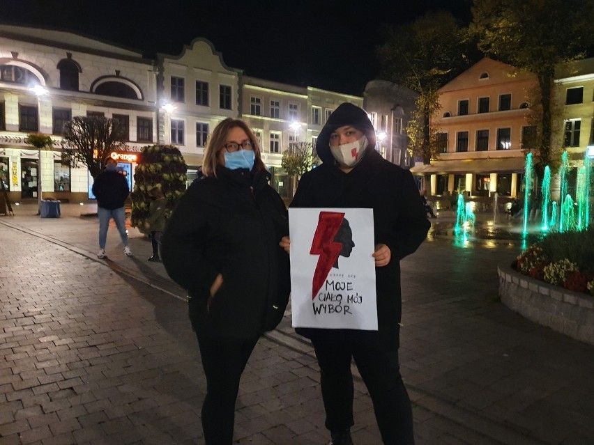 Czarny Spacer i protest w Pucku