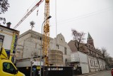 Kraków. Rośnie budynek nowej siedziby Teatru KTO. Na dachu pojawiła się wiecha [ZDJĘCIA]